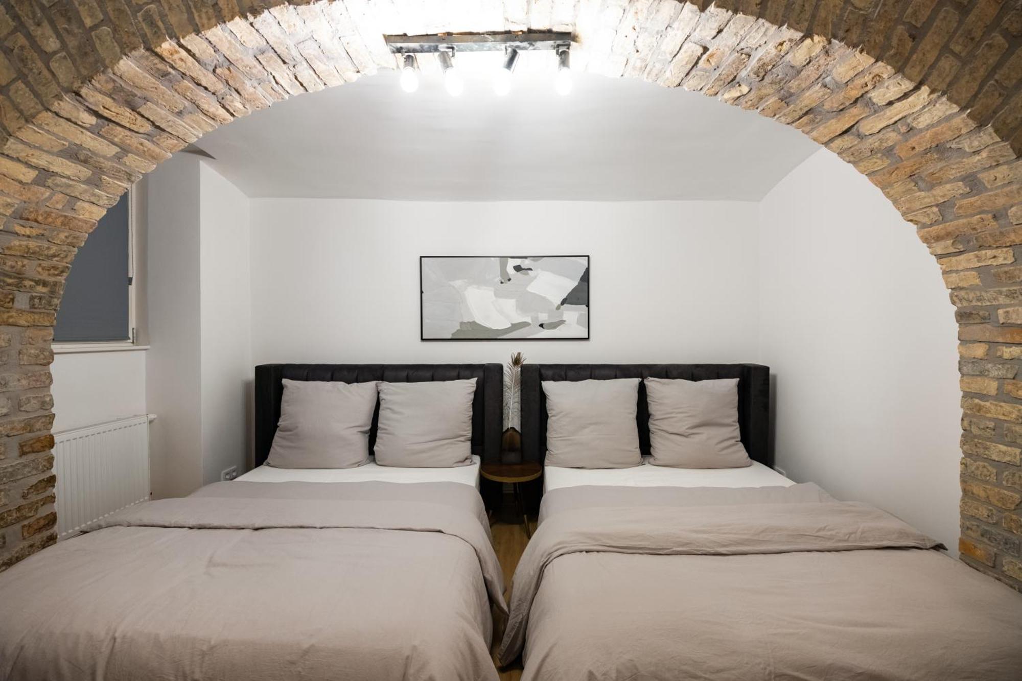 Kraus7 Ron Appartement *